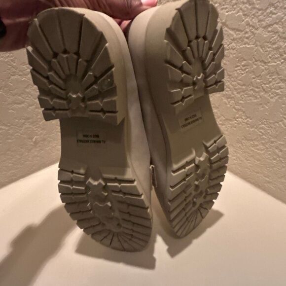 Dolce Vita Women's Size 11 Crisp Slip On Loafers Natural Beige Preppy Academia - Picture 6 of 8